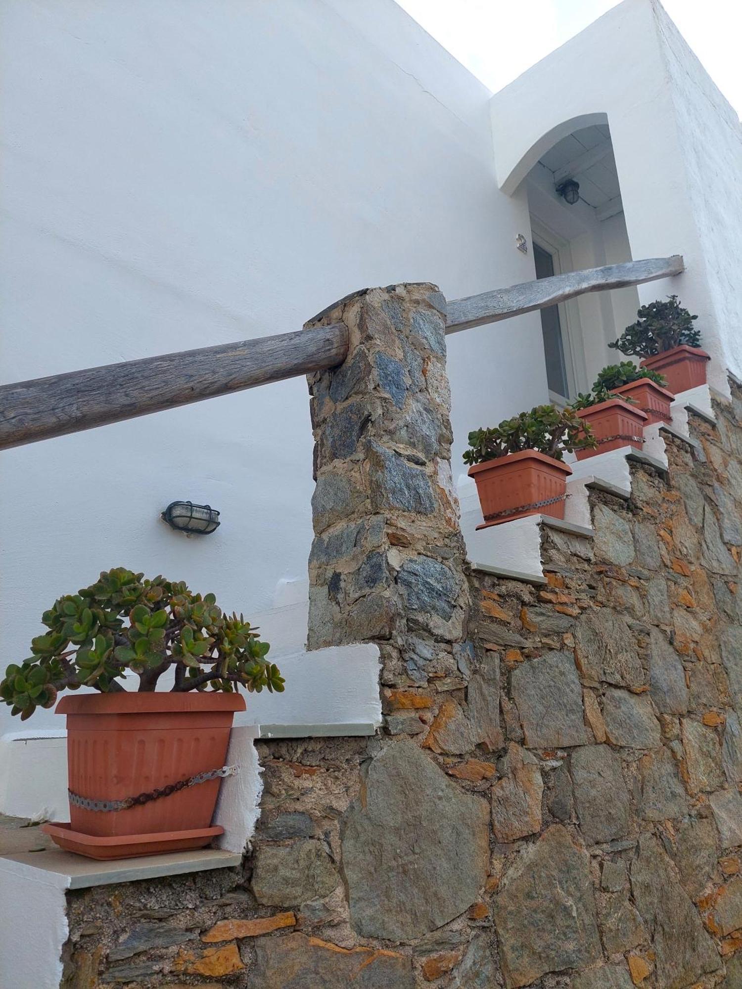 Maroussa'S Apartments Rámos Exterior photo