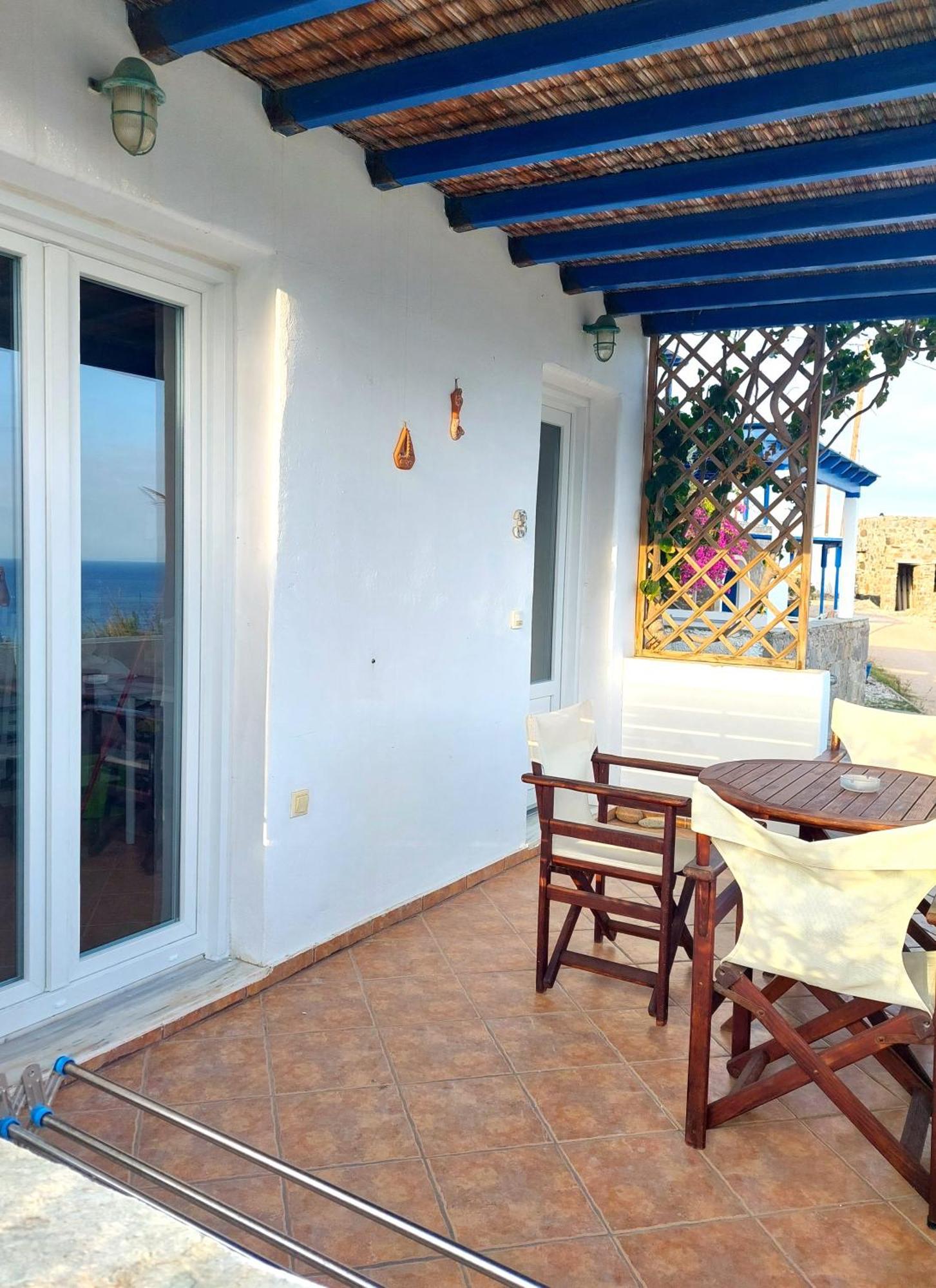 Maroussa'S Apartments Rámos Exterior photo