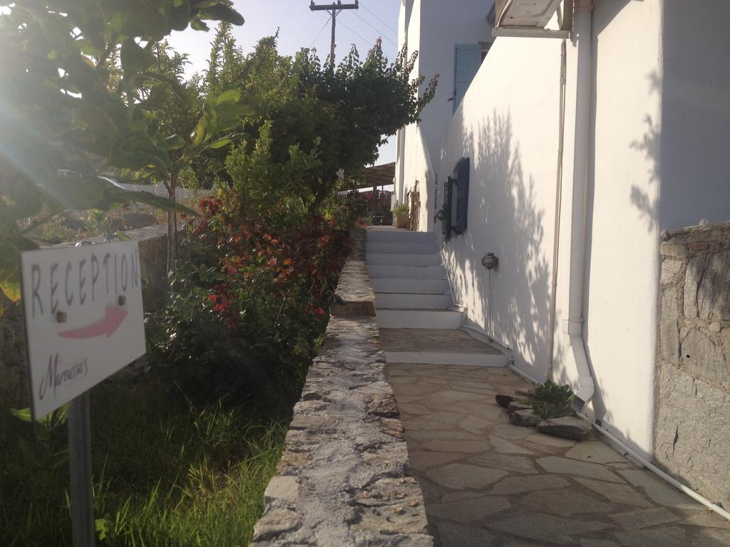 Maroussa'S Apartments Rámos Exterior photo